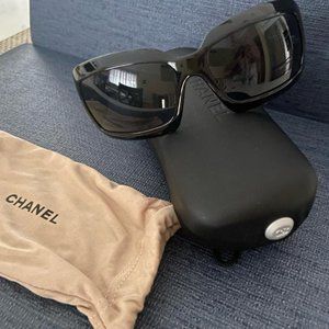 CHANEL Mother of Pearl Sunglasses